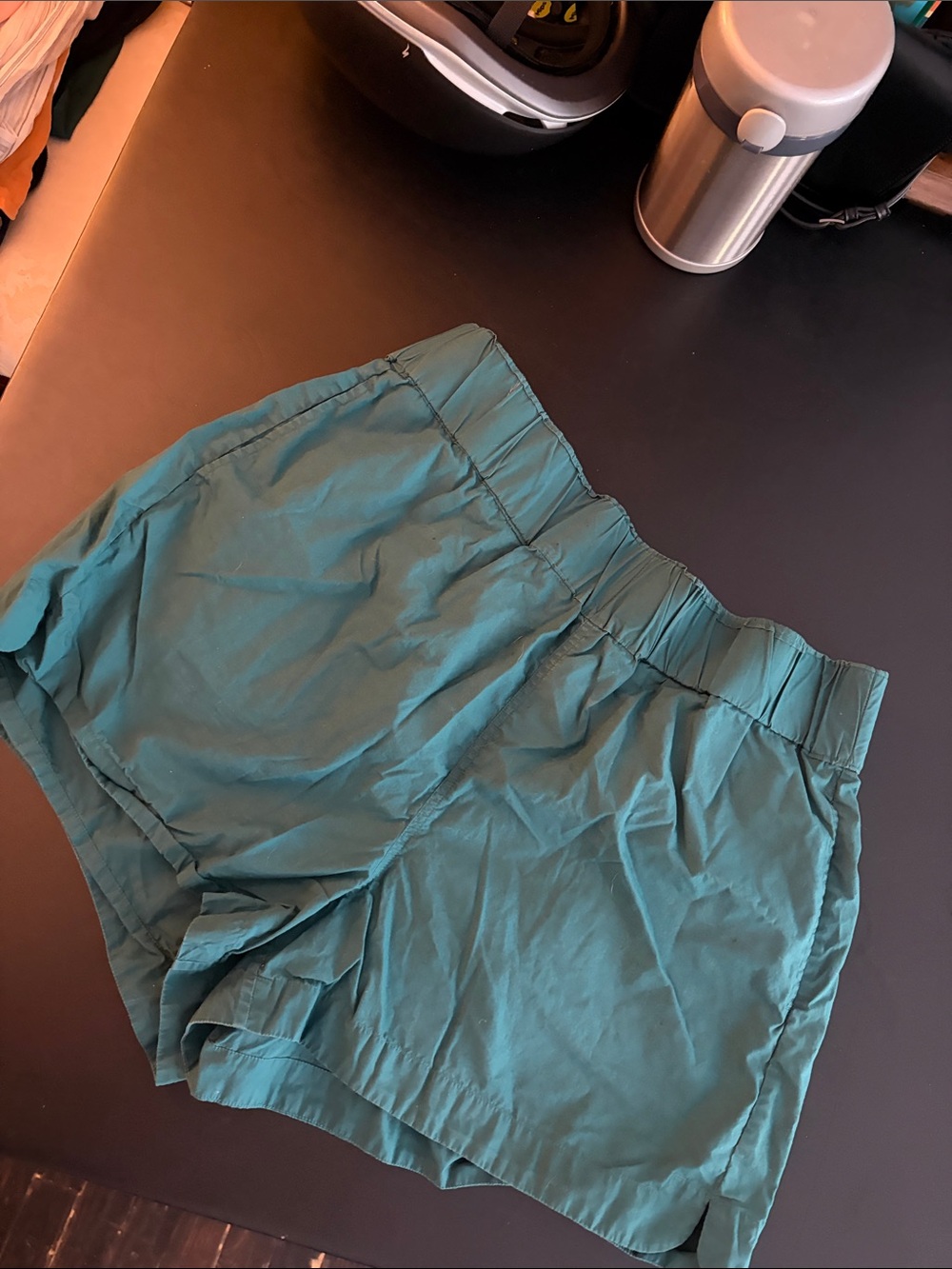 Quince Teal Elastic-Waist Athletic Shorts